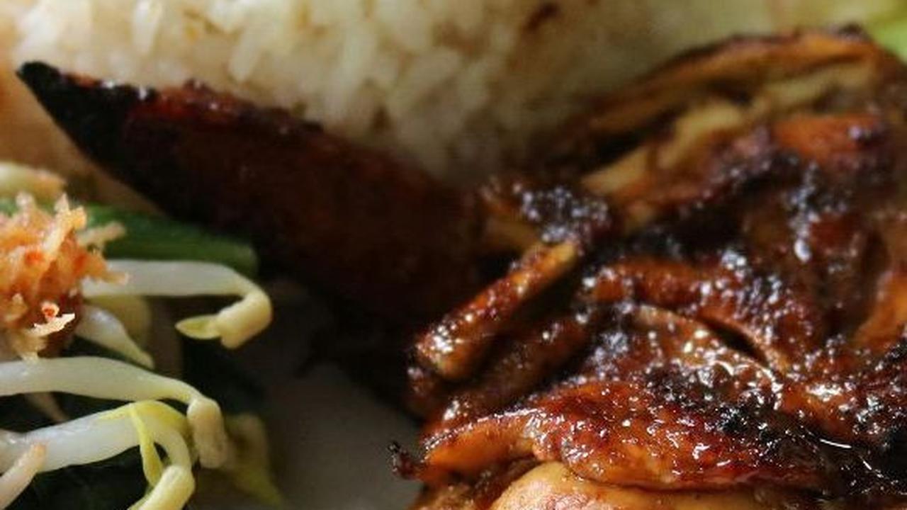 3. Nasi Masak Ayam Kecap Sayur