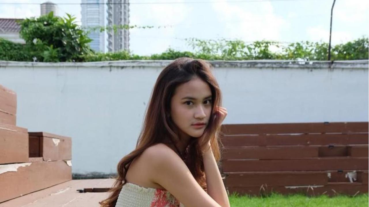 Harleyava Princy buktikan dress putih selalu timeless