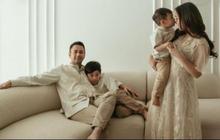 Wajah Nagita Slavina Sontak Jadi Sorotan Saat Foto Family Portrait Edisi Sambut Lebaran Bareng Keluarga