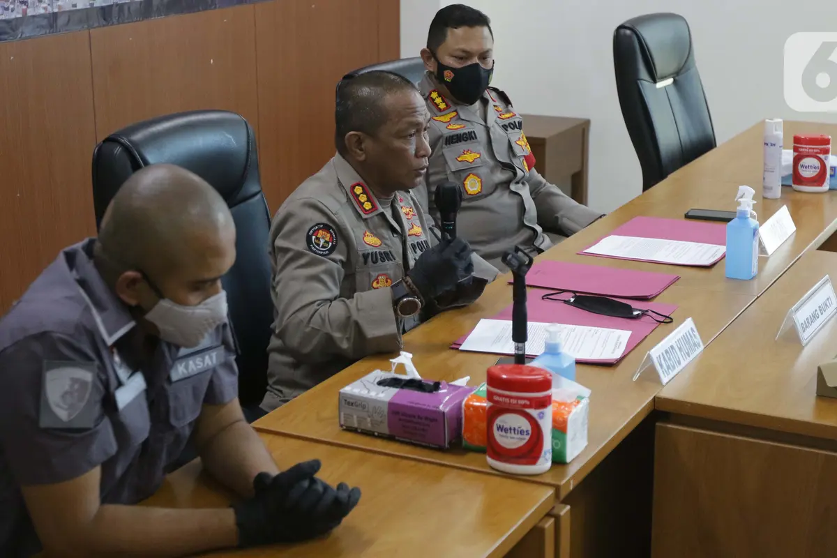 FOTO: Ini Barang Bukti Penangkapan Nia Ramadhani dan Ardi Bakrie
