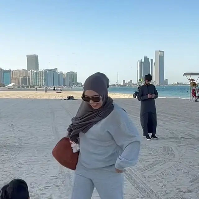 Potret Liburan Ria Ricis dan Moana di Dubai