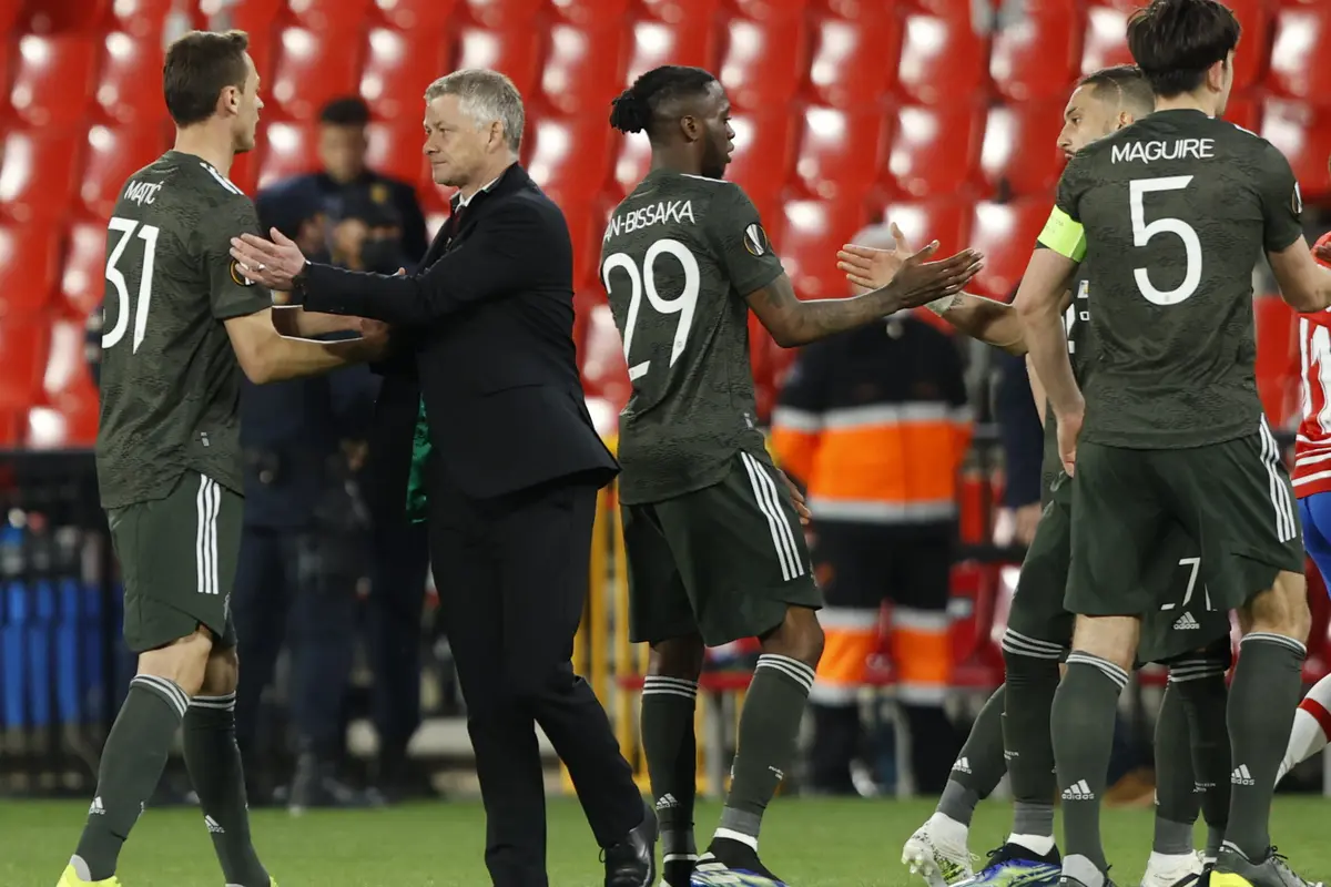 Gol Bruno Fernandes dan Marcus Rashford Antar MU Bungkam Granada