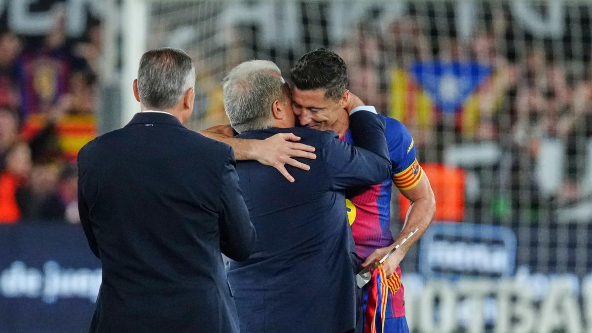 Barcelona Kantongi Satu Lagi Nama Kandidat Pengganti Robert Lewandowski