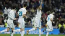 Pemain Real Madrid, Karim Benzema saat merayakan gol ke gawang Leganes pada perempat final Copa del Rey di Santiago Bernabeu stadium, Madrid, (24/1/2018). Leganes menang 2-1. (AP/Francisco Seco)