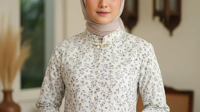 Model Atasan Lebaran 2026 Motif Floral Kecil  Biar Terlihat Fresh (AI)
