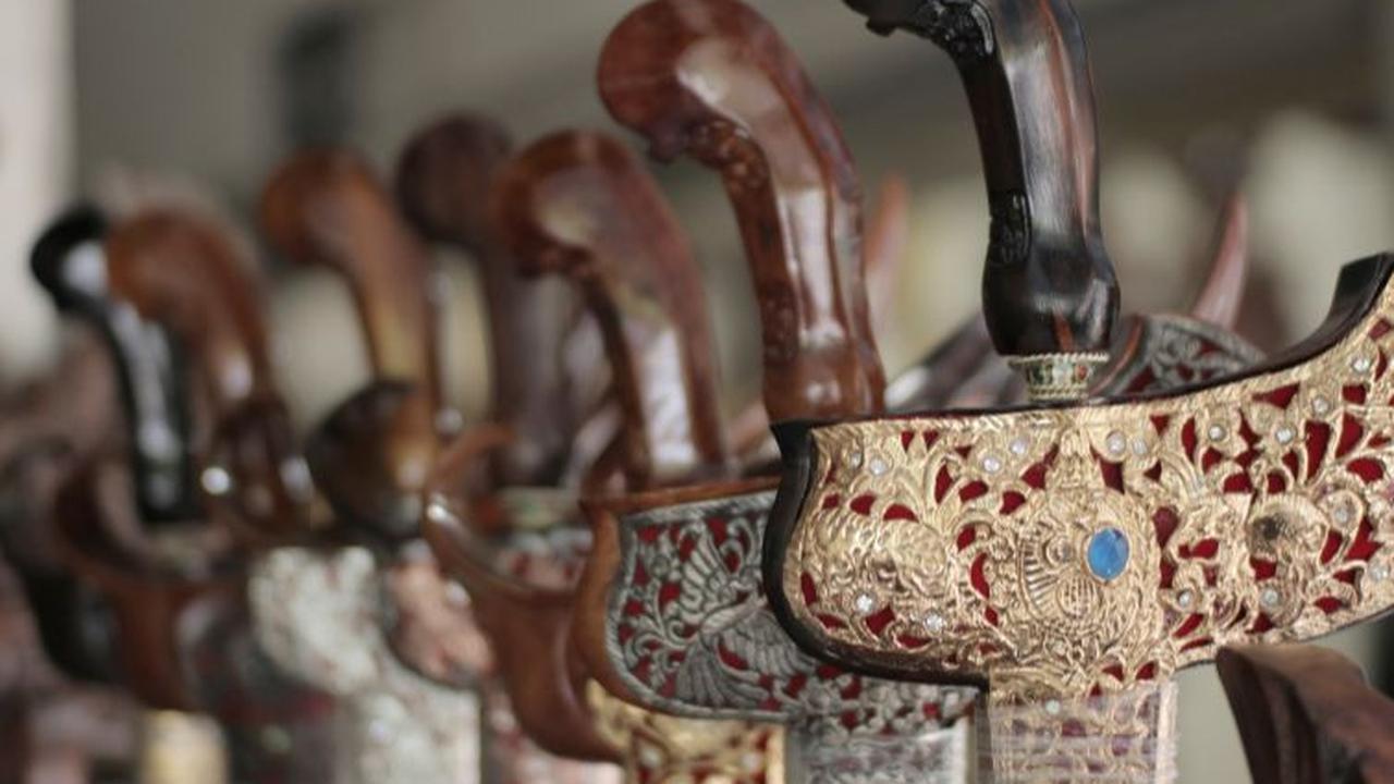 Keris Sumenep tidak terjual di wilayah lokal, tetapi juga sudah terjual  ke luar negeri seperti Malaysia, Singapura, dan Brunei Darussalam.<br>