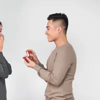 Sambut Ramadan Lebih Serasi, Rekomendasi Cincin Couple untuk Hadiah Spesial Pasangan