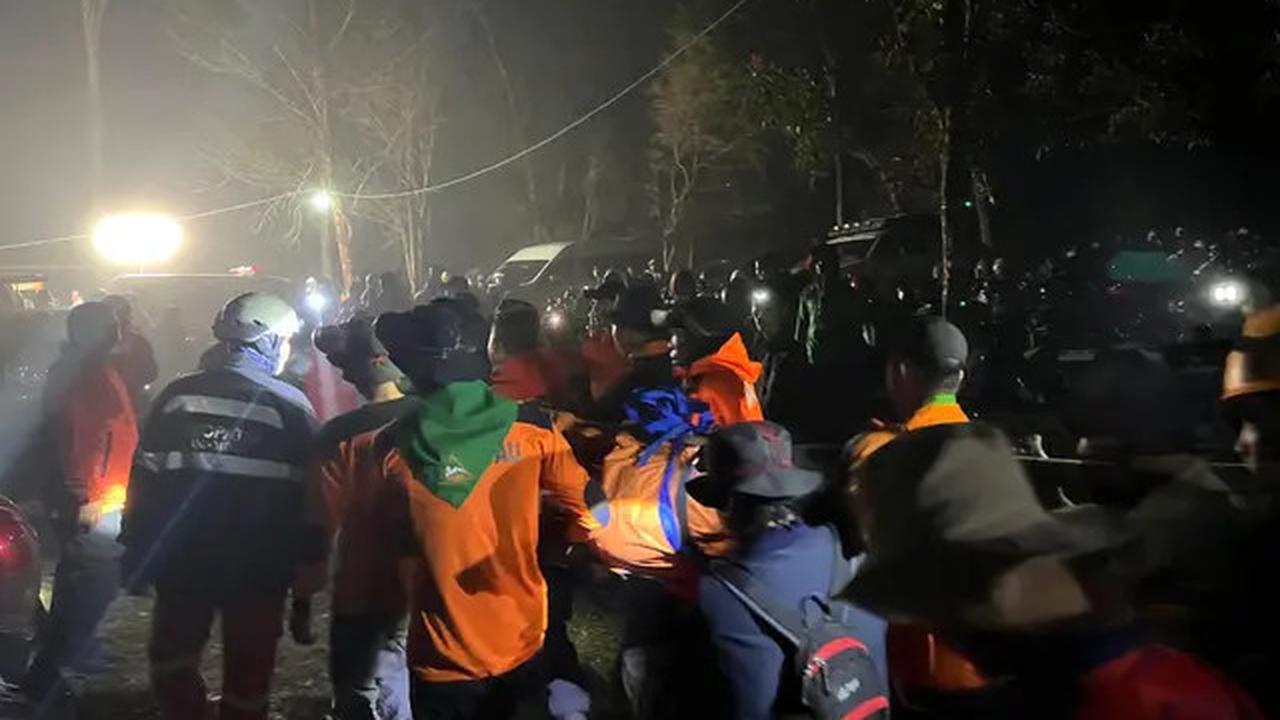 Puluhan Pendaki Alami Hipotermia Usai Rayakan HUT RI di Gunung Bawakaraeng, 1 Orang Meninggal