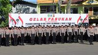 Untuk menyukseskan pelaksanaan Pilkades serentak Garut 2023, Polres Garut menerjunkan sekitar 2.000 aparat gabungan TNI-Polri. (Liputan6.com/Jayadi Supriadin)