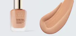 Estée Lauder menghadirkan inovasi terbaru dari lini ikonisnya, Double Wear Stay-in-Place Makeup. Produk ini tetap mempertahankan karakter favorit banyak orang, namun kini hadir dengan formula yang lebih ringan, fleksibel, dan mampu mengikuti kebutuhan kulit modern yang dinamis. (foto/dok: Estée Lauder)