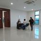 Suasana pemberian vaksin COVID-19 kepada wartawan di kota Tangerang Selatan (Pramita Tristiawati/Liputan6.com)
