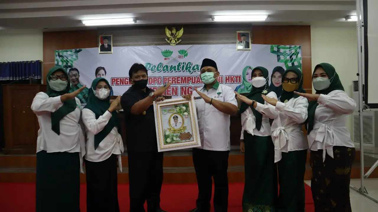 Pelantikan pengurus Pertani HKTI Ngajuk. (Istimewa)