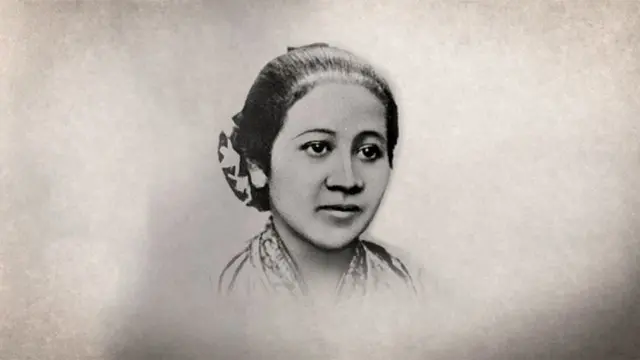 Catatan sejarah perjalanan RA Kartini menjadi Pahlawan Kemerdekaan Nasional.