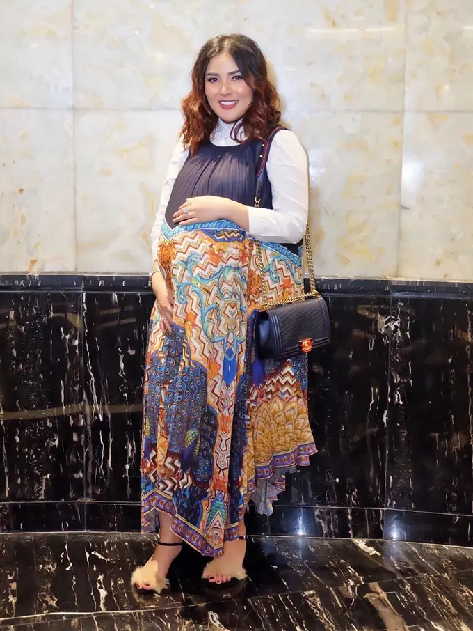 [Bintang] Nindy Ayunda di Konser 3 Diva