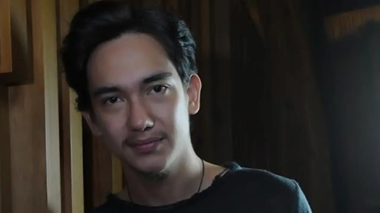 Adipati Dolken