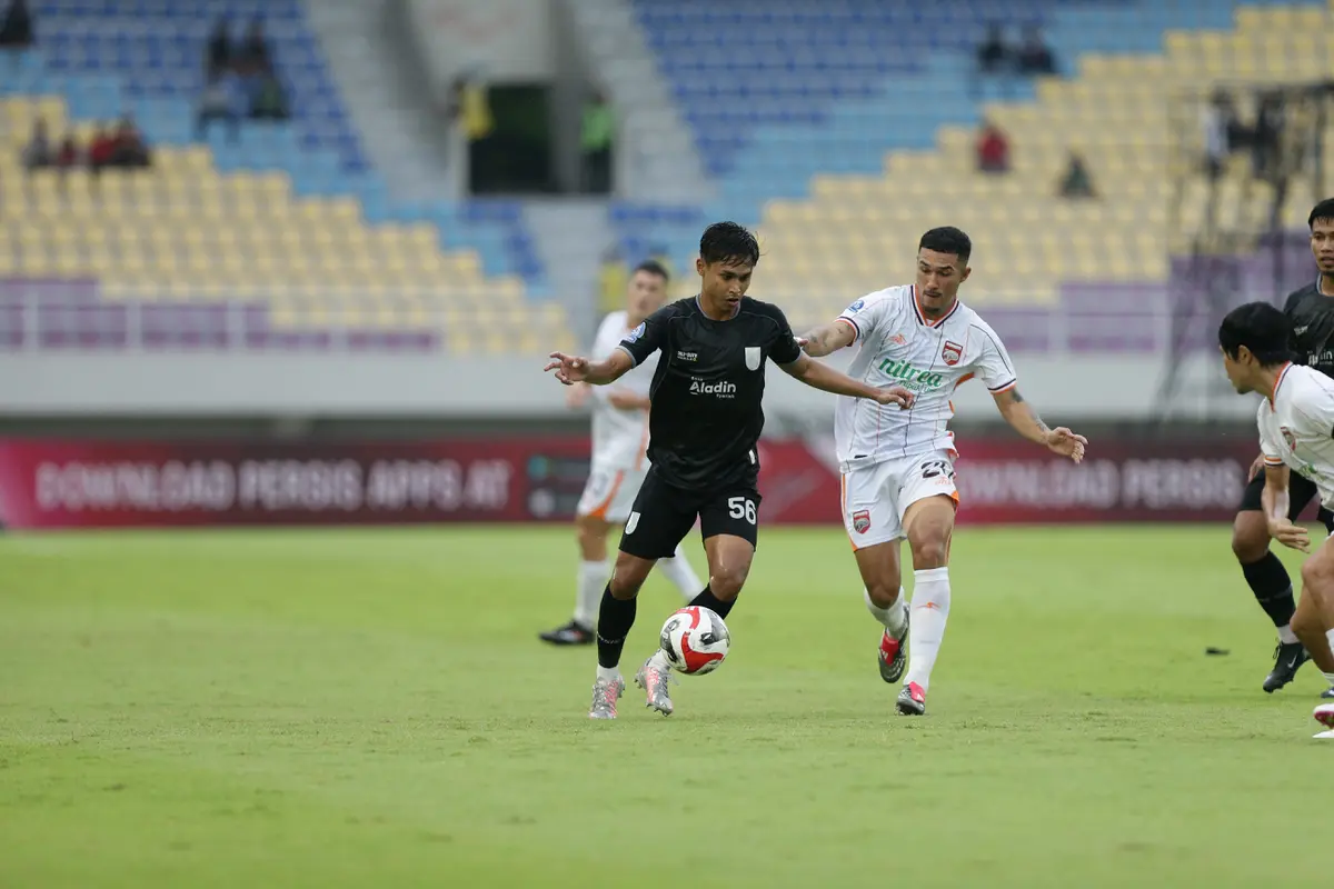 Persis Vs Borneo FC