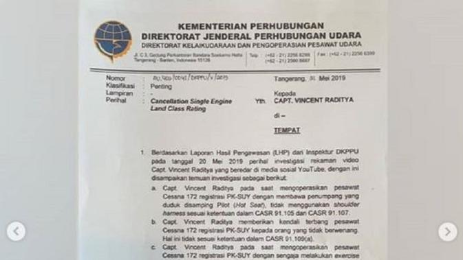 Surat pencabutan izin terbang pilot Vincent Raditya dari Kementerian Perhubungan (Dok.Instagram/@omg.indonesia.id)