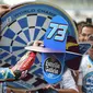 Pembalap EG 0,0 Marc VDS, Alex Marquez, berhasil meraih podium kedua Moto2 Malaysia musim ini di Sirkuit Sepang, Minggu (3/11/2019) siang WIB. Hasil tersebut telah cukup membuat Alex mengamankan gelar juara dunia Moto2 2019. (AFP/Mohd Rasfan)