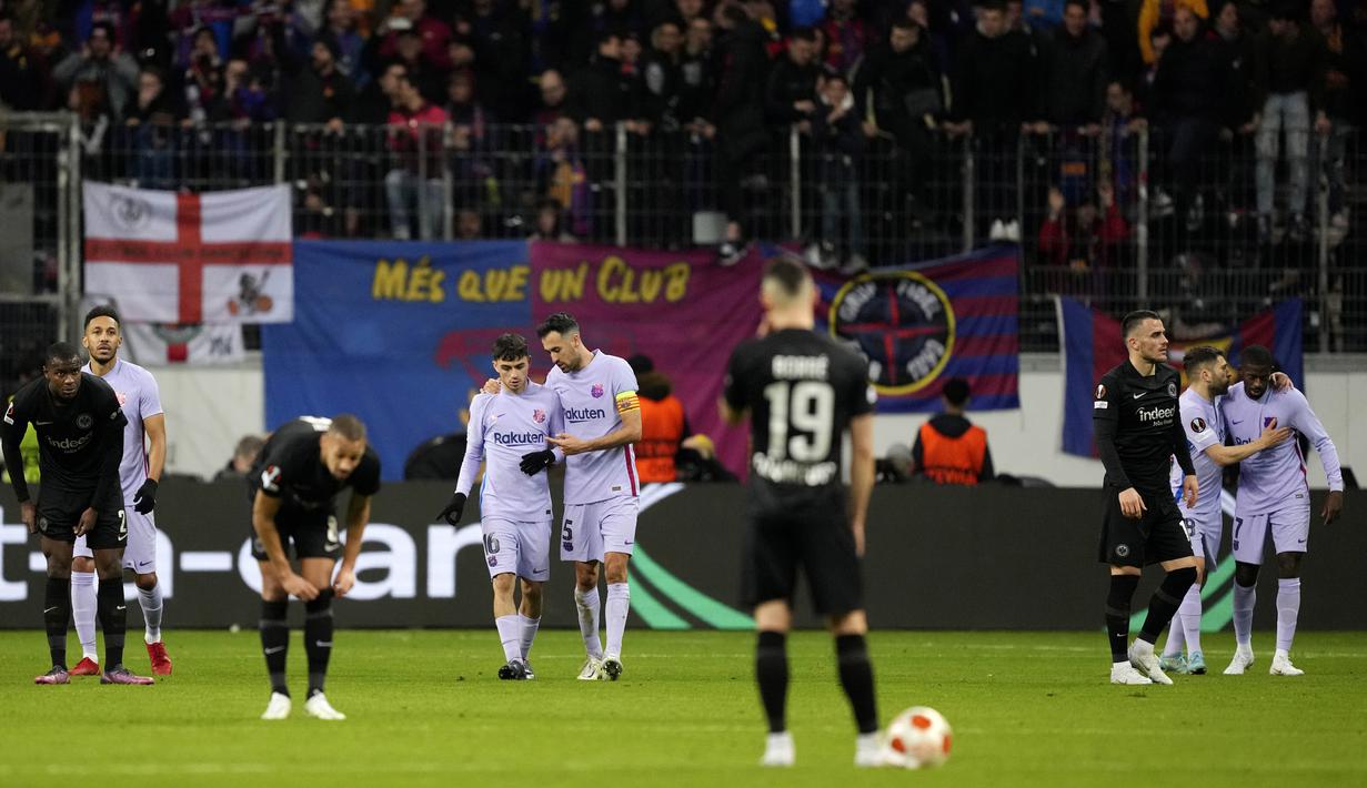 Barcelona baru bisa menyamakan kedudukan pada menit ke-66. Kombinasi satu-dua yang luar biasa antara Torres dan Frenkie de Jong berhasil dituntaskan Torres menjadi gol. (AP/Michael Probst)