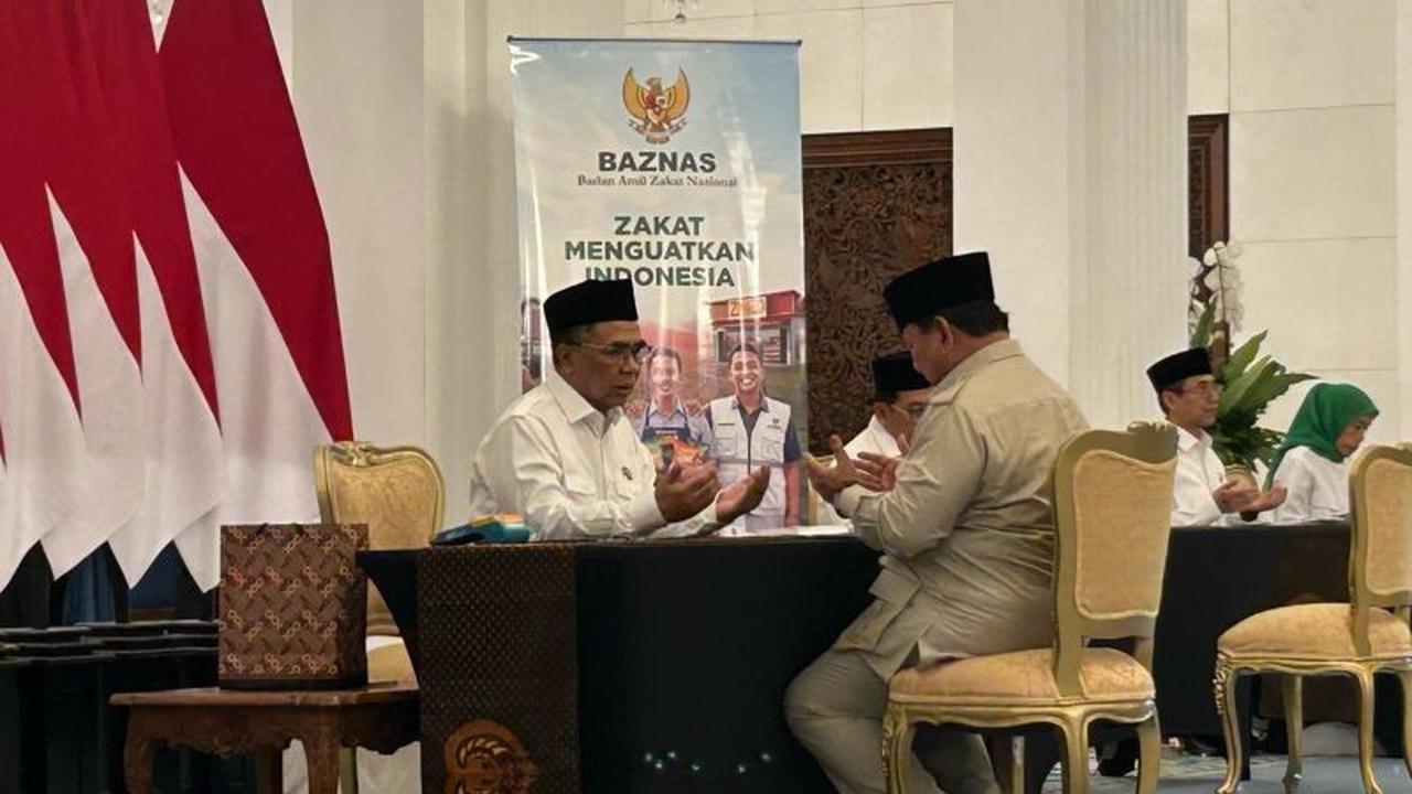 Presiden Prabowo Subianto Tunaikan Zakat Fitrah di Istana Negara, Beri Teladan Beribadah