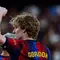 Anthony Gordon Bikin Barcelona Tak Lagi Terlalu Bergantung kepada Lamine Yamal