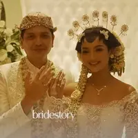 Rendi John dan Glenca Chysara menikah pada Minggu (20/11/2022) siang di Jakarta. (Foto: YouTube Glenca Chysara)