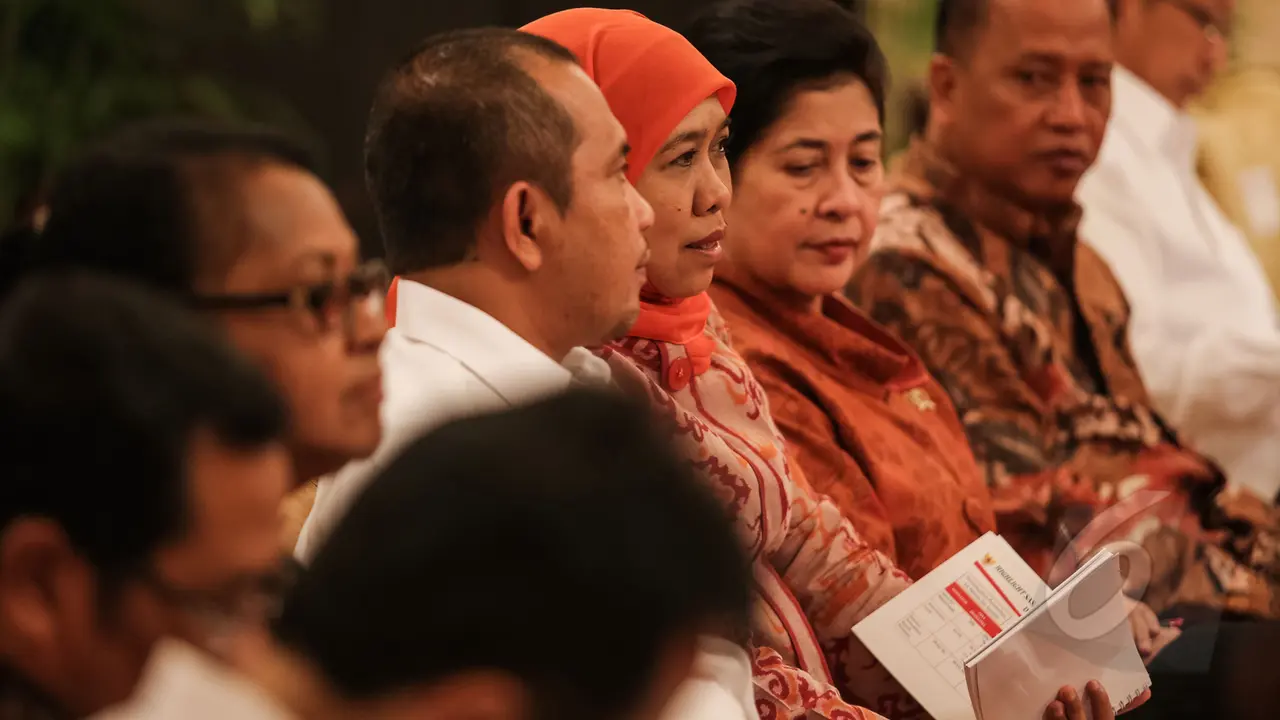 Presiden Jokowi Pimpin  Sidang Kabinet Paripurna di Istana Negara