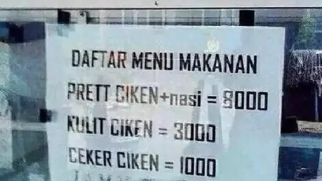 6 Tulisan Nyeleneh Menu Ayam Ini Nyeleneh, Bikin Dahi Pembeli Berkerut