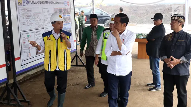 Jokowi Tinjau Proyek Terowongan Nanjung di Bandung