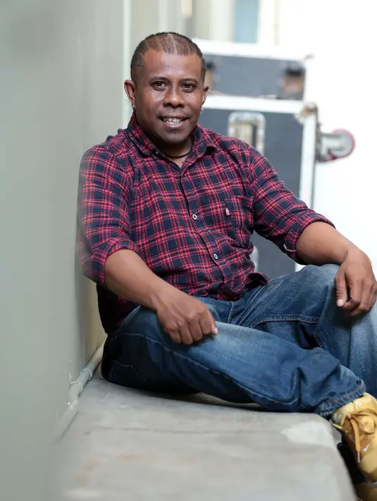 Kepada para juniornya yang kini sedang berjuang di panggung SUCA 3,  Cemen berpesan agar bersenang-senang saja dan tidak mengharapkan juara. Menurut Cemen, sebaiknya mereka tulus melakukan Stand Up Comedy. (Deki Prayoga/Bintang.com)