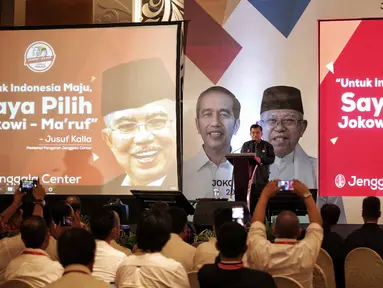 Wakil Presiden Jusuf Kalla memberikan paparan dalam Rapat Konsolidasi Nasional Jenggala Center di Jakarta, Minggu (3/2). Acara ini untuk menyatakan dukungan serta strategi memenangkan Joko Widodo-Ma'ruf Amin pada Pilpres 2019. (Liputan6.com/Faizal Fanani)