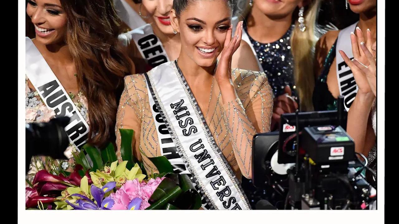 Miss Universe 2017, Demi-Leigh Nel-Peters dengan mahkota baru