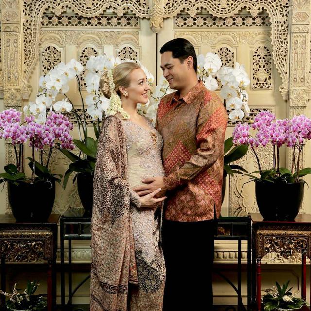Panji Trihatmodjo dan Varsha Strauss