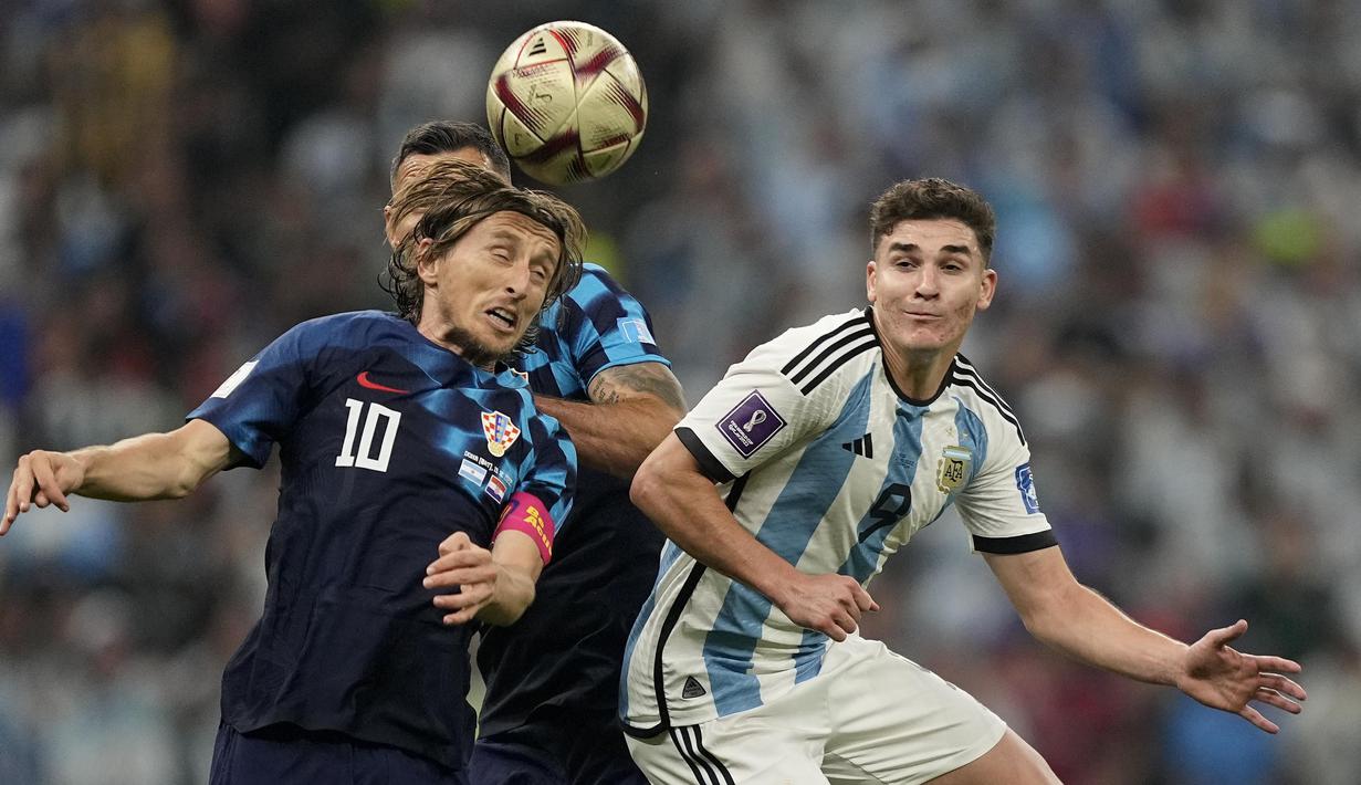 Modric sebenarnya punya harapan besar mewujudkan impian besarnya itu di Piala Dunia 2022. Empat tahun lalu, Kroasia hampir menjadi pemenang, sebelum akhirnya dikandaskan Prancis pada final Piala Dunia 2018. (AP Photo/Martin Meissner)