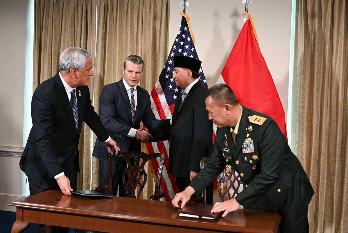 FOTO: Menhan Sjafrie Bertemu Menteri Perang Amerika Serikat di Pentagon