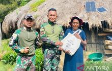 Satgas Yonif 511/DY Salurkan Pakaian Layak Pakai, Pererat Silaturahmi di Lanny Jaya