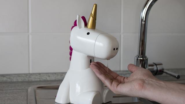 7 Potret Tempat Sabun Nyeleneh Ini Punya Desain Kreatif