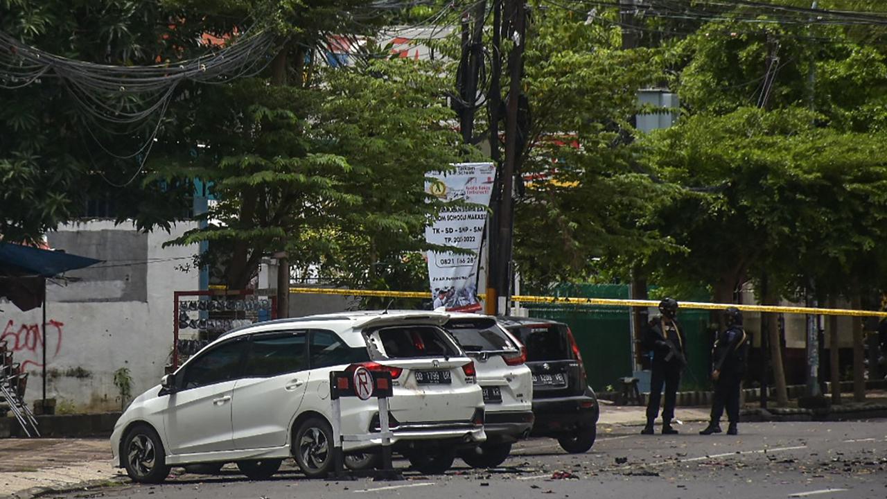 Suasana Mencekam Gereja Katedral Makassar Usai Ledakan Bom