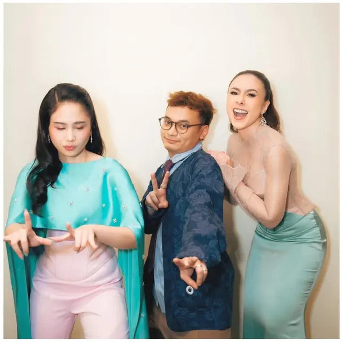 7 Potret Tissa Biani di Gala Premiere Film 'Norma', Kompak Bareng Wulan Guritno