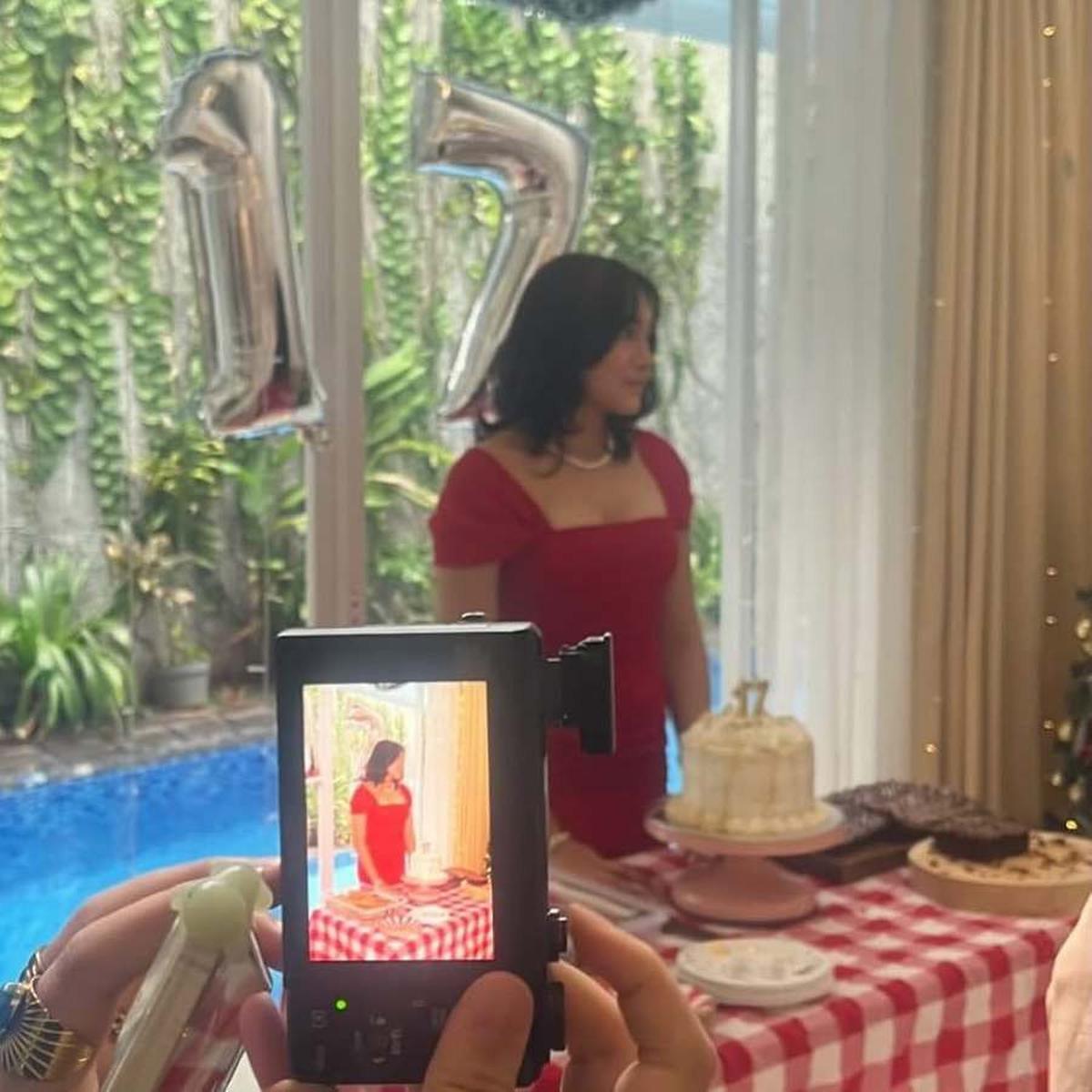 8 Potret Perayaan Ultah ke-17 Brinette si Sulung, Marcelino Lefrandt dan Dewi Rezer Kompak Rayakan Bersama