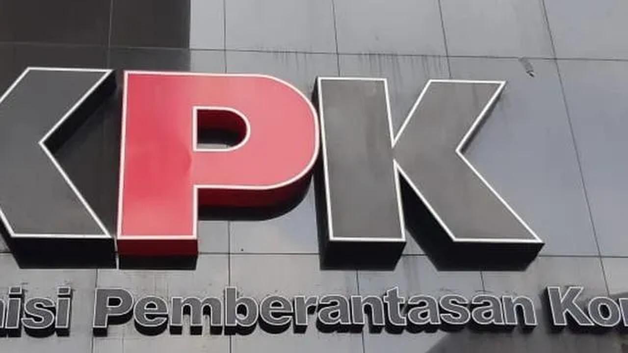 Djayadi menjelaskan, dalam hal tingkat kepercayaan, pihaknya secara spesifik menanyakan ihwal tingkat kepercayaan masyarakat kepada lembaga-lembaga penegak hukum.<br>