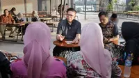 Curhatan Jalan Rusak Warga Lunang Silaut ke Bakal Cagub Sumbar Mulyadi