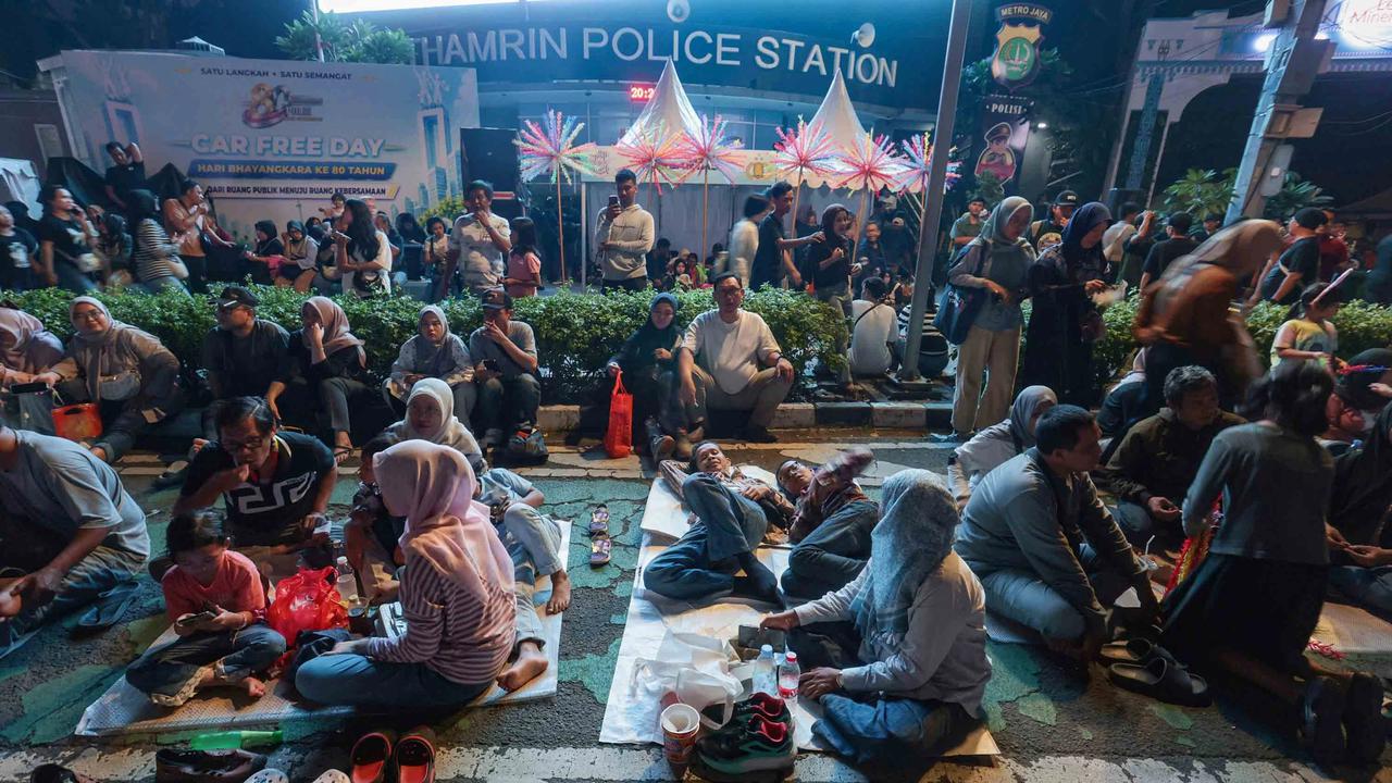 FOTO: Ribuan Warga Padati Puncak Perayaan HUT Ke499 Kota Jakarta di Bunderan HI