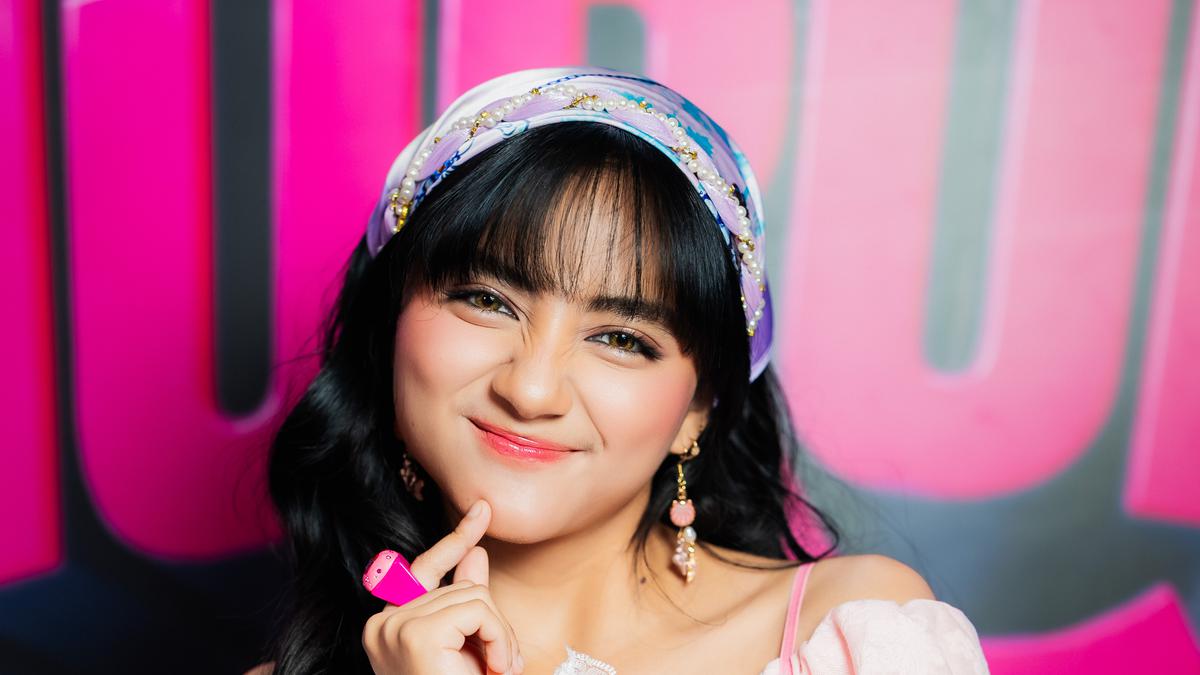 Totalitas Nayla Purnama dalam Serial Di Luar Nurul, Bonceng Tiga hingga Riset Karakter Unik