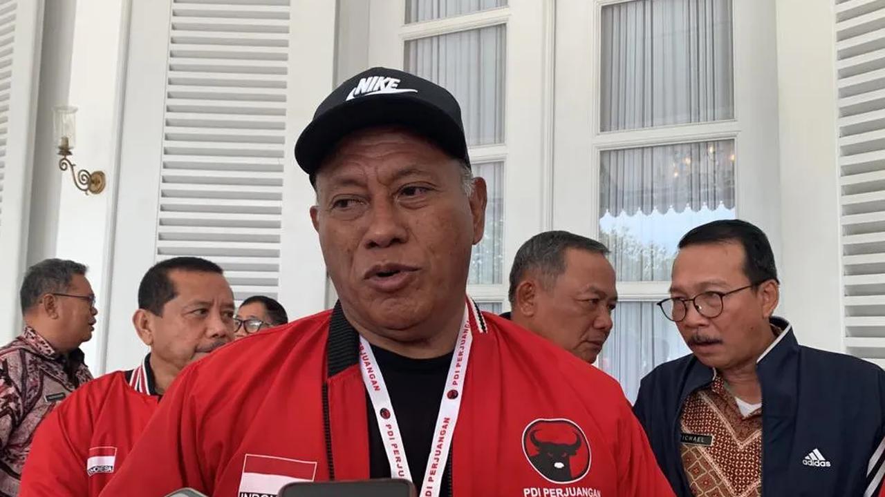 Keputusan Bobby mendukung Prabowo-Gibran berbeda dengan keputusan PDI Perjuangan yang mengusung Ganjar Pranowo-Mahfud MD.<br>