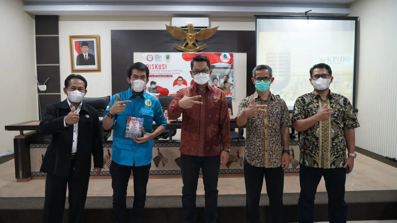 Komisi Penyiaran Indonesia Daerah (KPID) Jawa Barat menyatakan, penggunaan Analog Switch Off (ASO) atau TV analog di kabupaten Garut, Jawa Barat, bakal segera mulai April tahun depan.