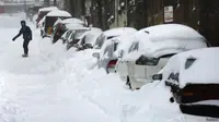 Salju setebal 33 cm tercatat di Boston, Massachusetts, Amerika Serikat. (BBC)