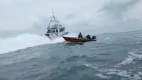 Tangkapan layar video detik-detik nelayan tradisional Kepulauan Riau diusir polisi Singapura. (Liputan6.com/ Ajang Nurdin)