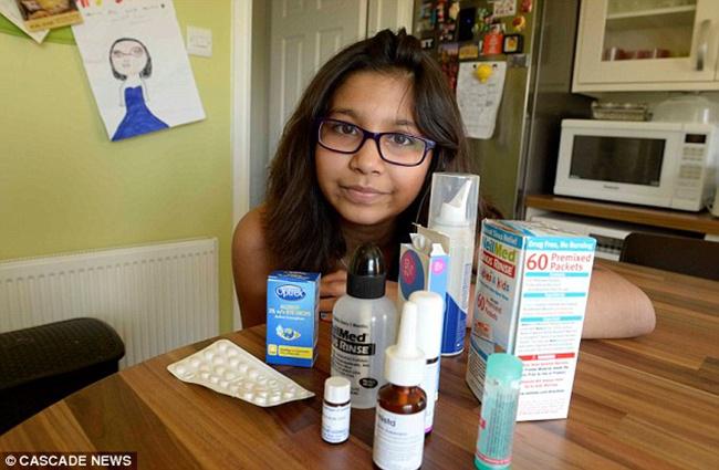 Ira, gadis 9 tahun yang bersin hingga 8 kali setiap harinya | Photo: Copyright dailymail.co.uk