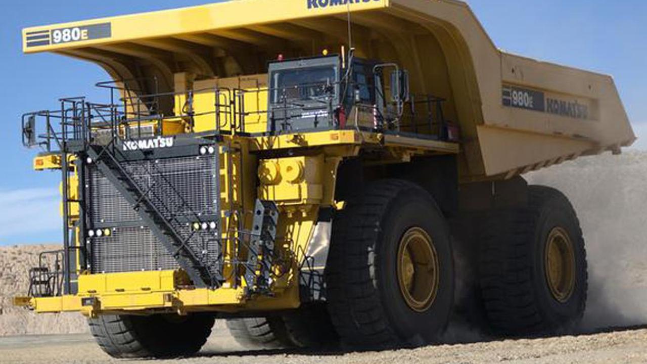Komatsu 980-EL adalah jenis alat berat